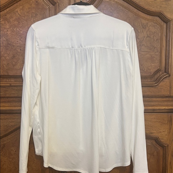 White House Black Market Cream Blouse - Picture 2 of 2